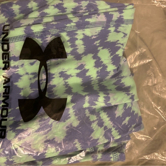 NWT Under Armour Youth Leggings - L - Picture 2 of 3